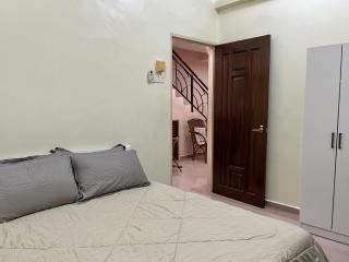 Kim Granny House 4BR 11Pax Duyong 5 Mins to Town - Kampong Bukit Katil - 1