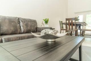 Large Family Home with Game Room - Page - 5