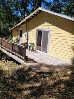 Cabin on Avenue of the Giants - - 8
