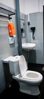 23 Inn Queen Bedroom with share bathroom 205 - Simpang Ampat - 4