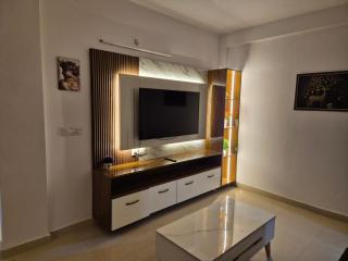 Zucross Homestay - Varanasi - 9