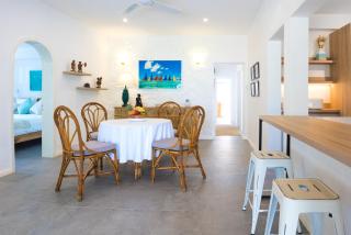 Quaint Beach Villa in a fishing village - Grande Gaube - 2