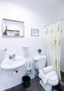 Homey and Cozey Poblacion Makati S01 - 9