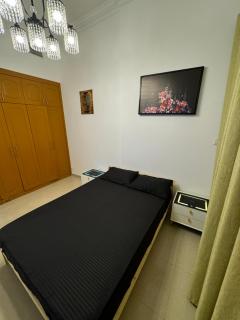 Tidy Master Room In Marina Near Metro - Dubai - 7
