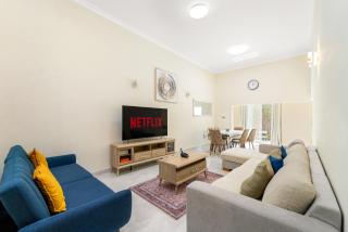 Stunning 3BR and maid's room with Pool, Gym - Dubai - 8