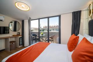 Robin Hotel - 0