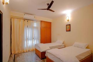 Elegant & Spacious 3BHK Home Haven Army Cantonment - Varanasi - 2