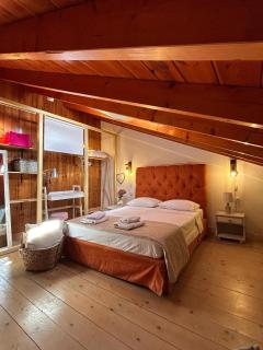 Luxury Family House with Backyard - Mantoúkion - 8