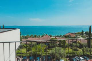 AHG Riva Del Sole Hotel - Adults Only - Moniga del Garda - 1