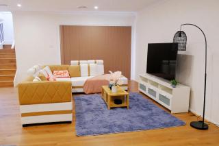 Kellyville Spacious Modern House Park&Lake - Kellyville - 6