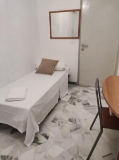 ABC Guest House - Mestre - 9