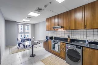 Blueground Marina Pool Gym DXB-287 - 5