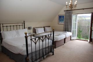 Woodbank - Caerleon - 9