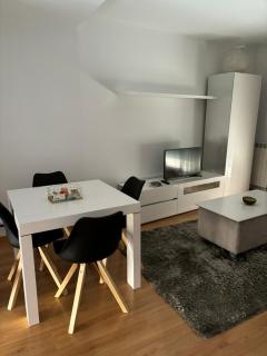 Casa Mercaderes con garaje - Logroño - 2