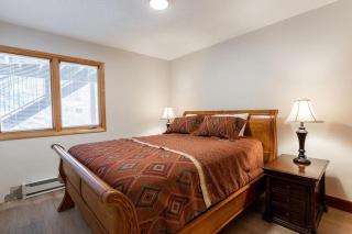 3-Bedroom Meadow Creek Townhom townhouse - 1