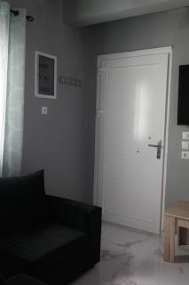 Modern Greek Apartment 2nd Floor - Chios - 7