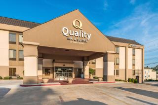 Quality Inn & Suites Quincy - Downtown - Quincy - 0