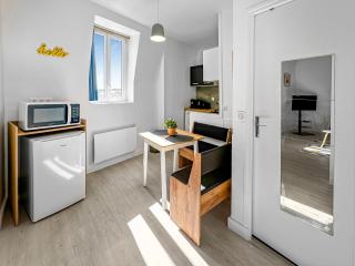 Studio Chic et Moderne avec Vue sur la Seine - Corbeil-Essonnes - 1