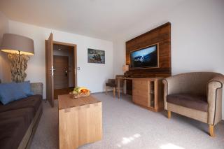 Boutique Hotel Herzhof - Garni-Appartements - Adults Only - Riezlern - 3