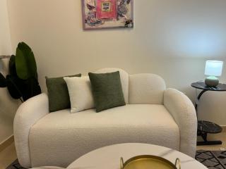 Ashri Holiday Homes Apartment in Dubai Production City - Dubai - 9
