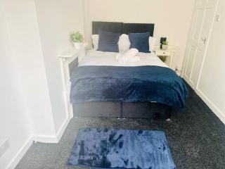Trendy 4-Bed Home in Nottingham - Near City Centre, Motorpoint Arena & Nottingham Station - Sleeps 8 - Nottingham - 9
