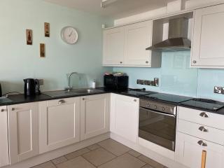 B2 Waterfoot Apartment - 1