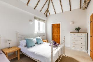 Harestreet Farm Barns, The Dairy, Parlour and Creamery - Cottered - 5