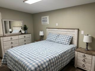 Cottage on Charles - Roxboro - 3