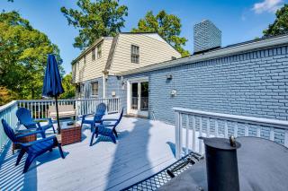 Spacious Home with Hot Tub, 14 Mi to Downtown ATL! - Union City - 9