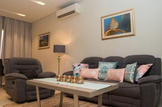 Stylish Townhouse Retreat in the Heart of Salalah by Bespoke Holiday Homes - Wādī Khasbar - 3