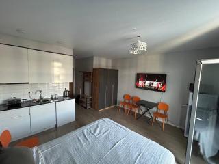 Студия с бассейном во дворе White Sails - 7