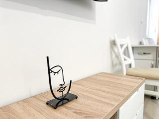 TURQUOISE Central 2BR Apartment - Tirana - 5
