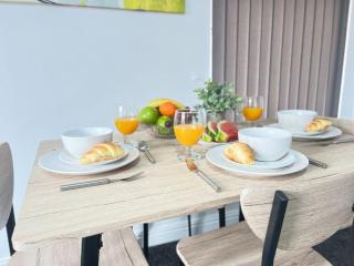 Karis Apartment Near Leicester Royal Infirmary & DMU - Leicester - 1