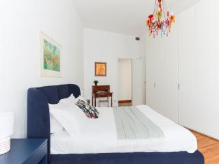 The Best Rent - Spacious and renovated multi-room apartment in the Missori area - Milan - 6