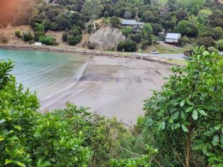 Waterfront 8 bedroom home with hot tub and mooring - French Farm - 3