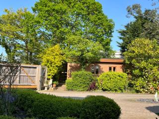 Amber Lodge Hickstead-A - Burgess Hill - 2