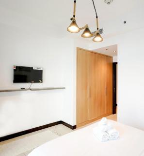 Amazing lake skyline view cozy apartment - Dubái - 3