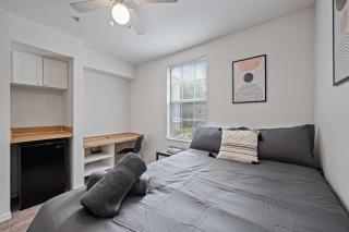 8MI from DT Free Pool & GYM - Tampa - 6