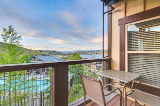 Ski-InandSki-Out and Pool Access Granby Ranch Gem - 0
