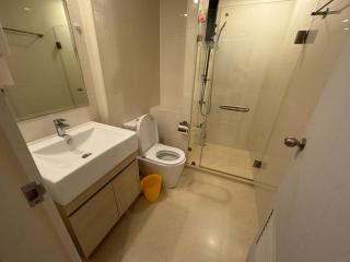 Sukhumvit 40 Two bath two bedroom two balcony - 2