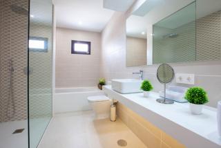 Villa Montana by Lanzarote Leisure Villas - Puerto del Carmen - 2