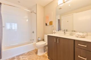 Luxury Apt with Water Views - VIA-1915 - Boston - 3