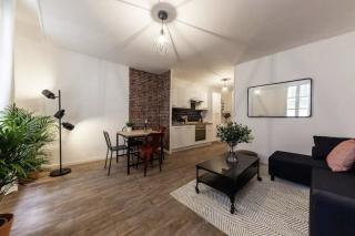 Charmant appartement au panier 1ER - 0