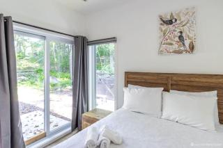 Private Hot Tub Chalet Harmonia - Brownsburg - 7