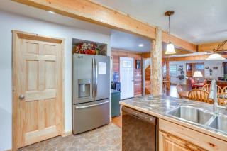 Remote Elk City Escape with Decks and Mtn Views! - Elk City - 2