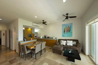 Costa Brava Apartments I Ocean Front - 4