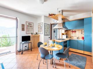 GuestHost - Lake Garda Lovely Flat with Pool - 9