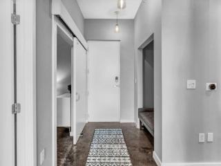 Lake Eola Thornton Park Modern 2Bed 2Bath Secure Parking - 2