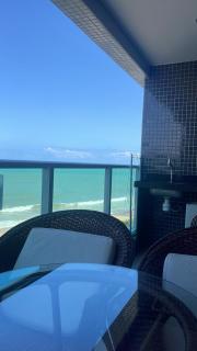 LUXUOSO APARTAMENTO BEIRA-MAR COM SACADA em MACEIÓ - Maceió - 0