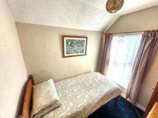 Comfortable Victorian 3 bedroom semi-detached house with fast Wi-Fi - Sittingbourne - 1